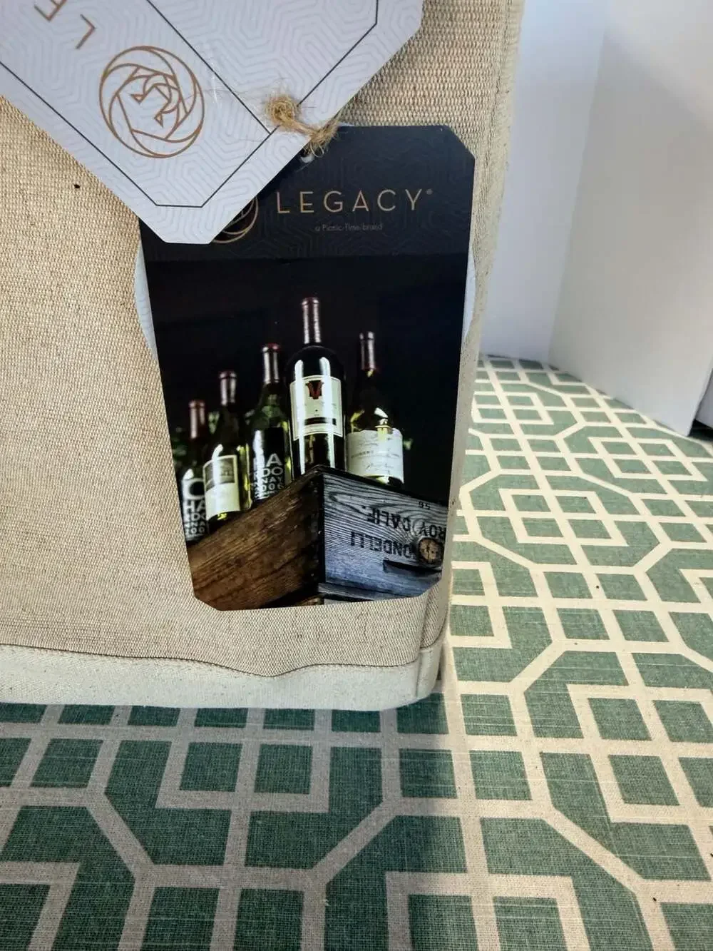 Legacy Picnic Time Pinot Jute 2 Bottle Insulated Wine Bag / Tote
